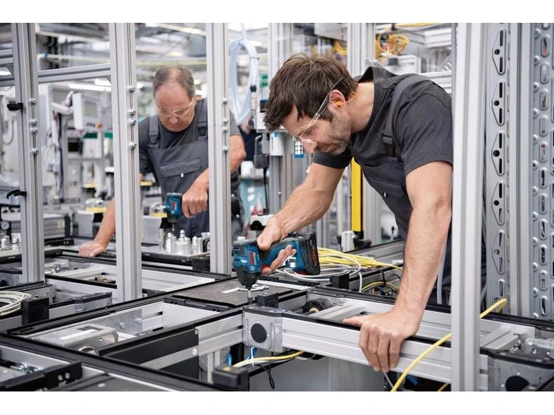 Bosch Professional Akku-Schlagschrauber GDR 18V-210 C Solo 8 Bosch Professional Akku-Schlagschrauber GDR 18V-210 C Solo – Bild 6